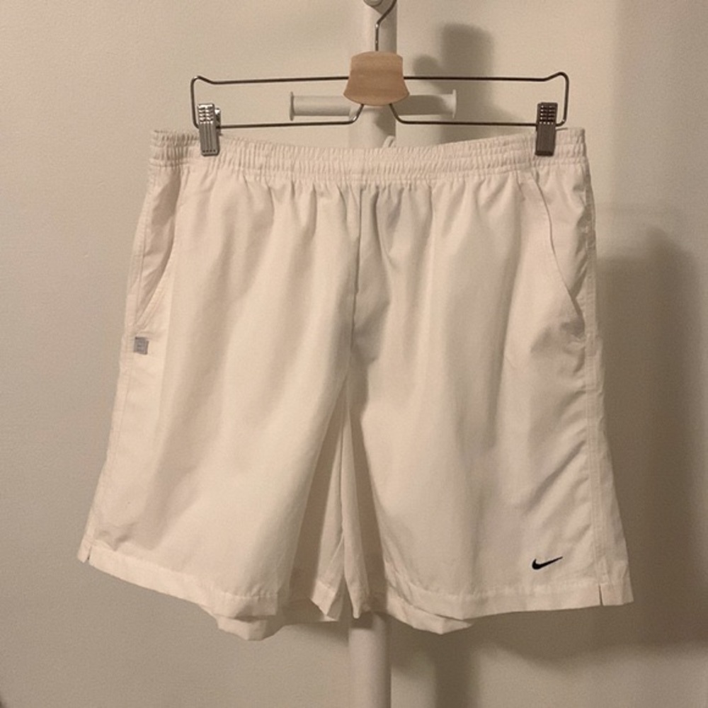 Nike Tennis Men's XXL Athletic White Shorts